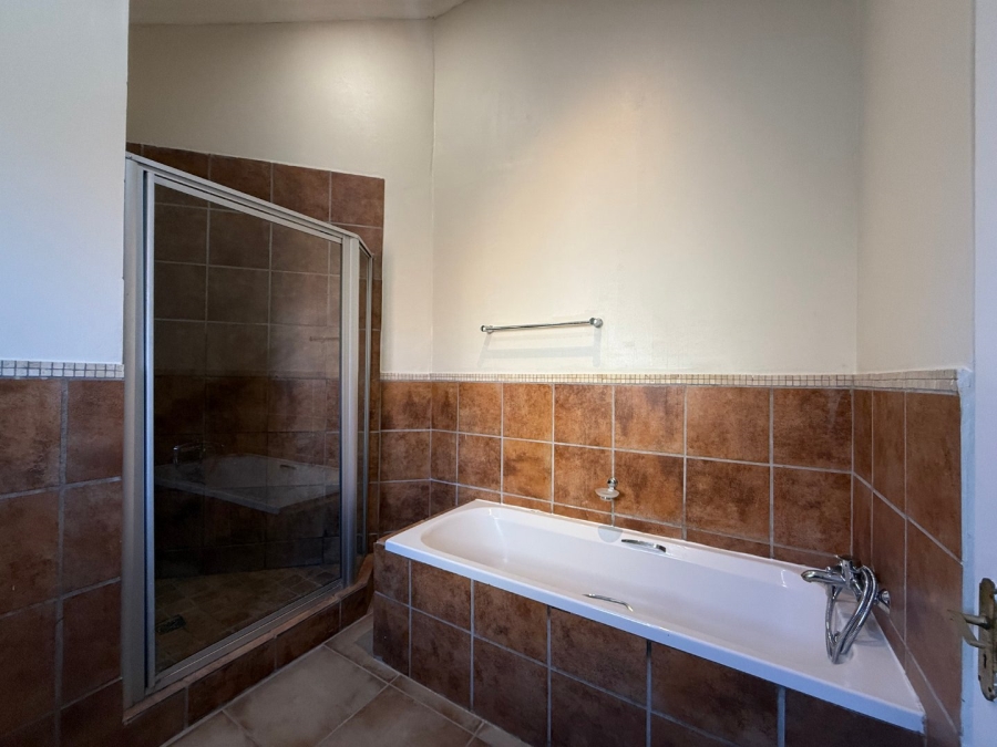 To Let 3 Bedroom Property for Rent in Landsmeer Residential Estate North West